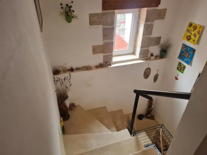 Image No.13-4 Bed House for sale