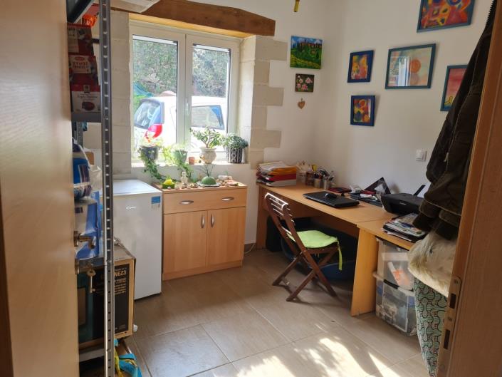 Image No.12-4 Bed House for sale