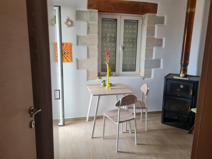 Image No.15-4 Bed House for sale