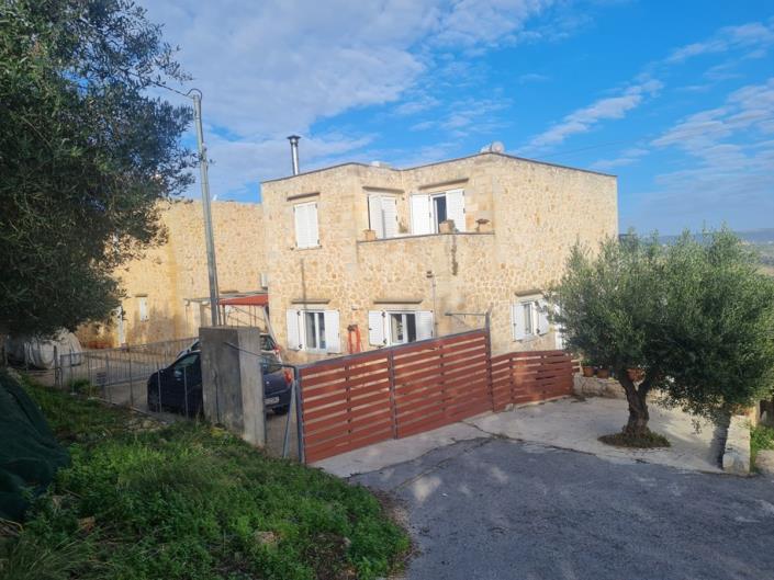 Image No.27-4 Bed House for sale