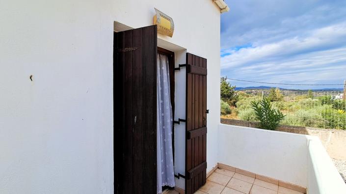 Image No.11-2 Bed Villa / Detached for sale