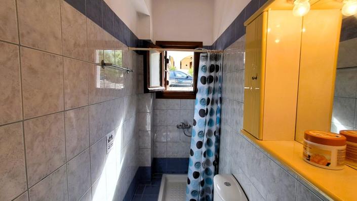 Image No.13-2 Bed Villa / Detached for sale