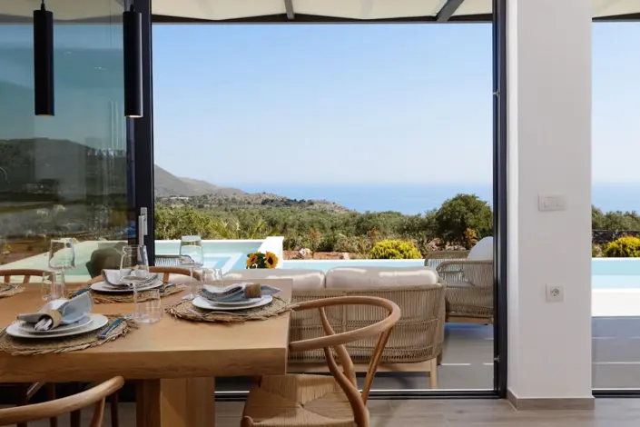 Image No.10-4 Bed Villa / Detached for sale