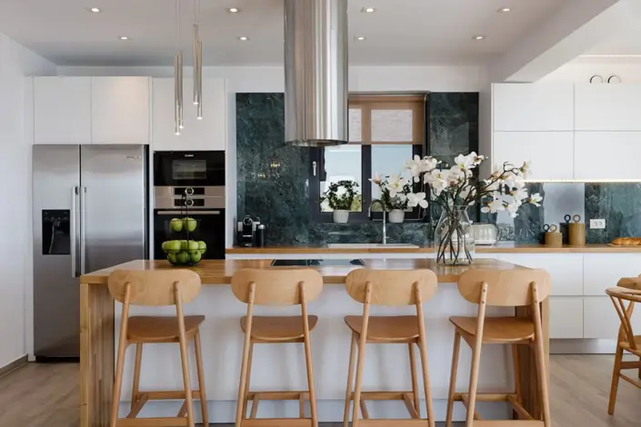 Image No.11-4 Bed Villa / Detached for sale