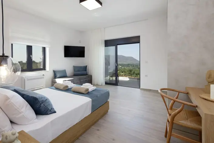 Image No.24-4 Bed Villa / Detached for sale