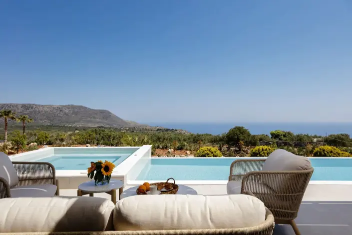 Image No.29-4 Bed Villa / Detached for sale