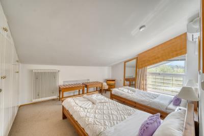 aedf08a8c1be43e39edba3445a985395