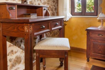 Villa-For-Sale-in-Samonas-village-14