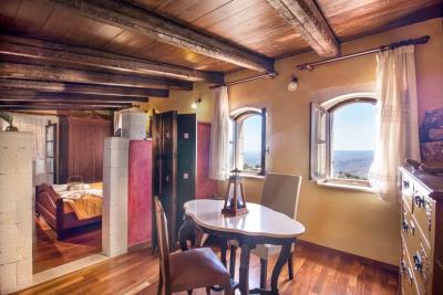 Villa-For-Sale-in-Samonas-village-8