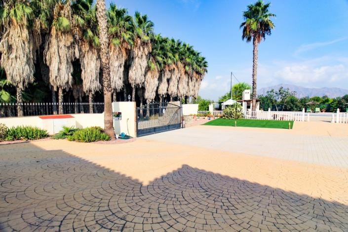 Image No.12-4 Bed Country Property for sale