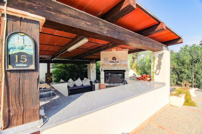 Image No.18-4 Bed Country Property for sale