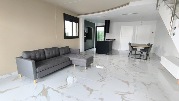 Image No.3-2 Bed Semi-Detached for sale