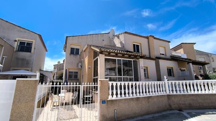 Image No.1-3 Bed Quad for sale