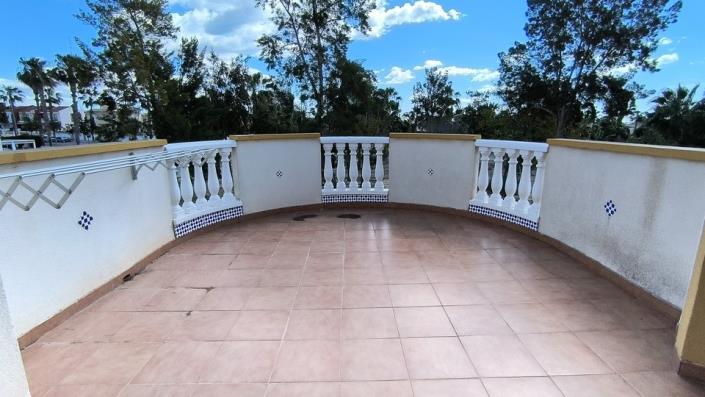 Image No.19-3 Bed Villa / Detached for sale