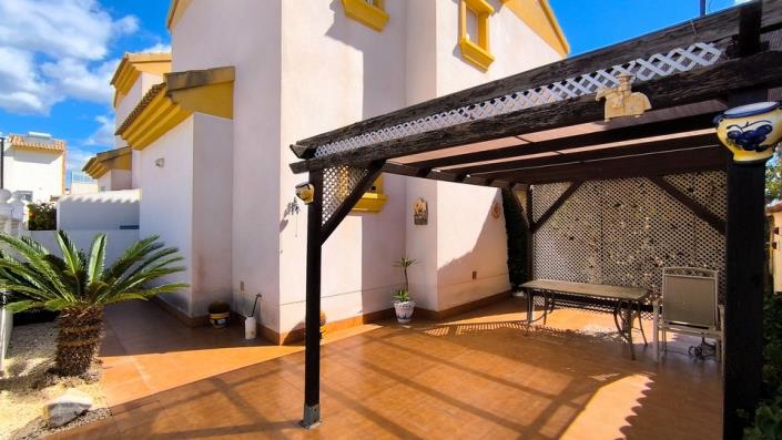 Image No.28-3 Bed Villa / Detached for sale