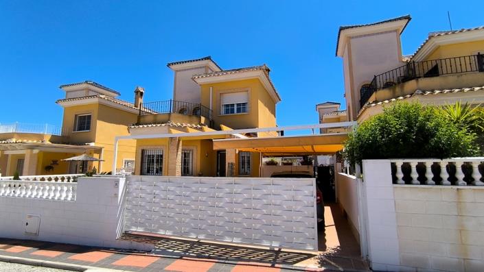 Image No.1-2 Bed Villa / Detached for sale