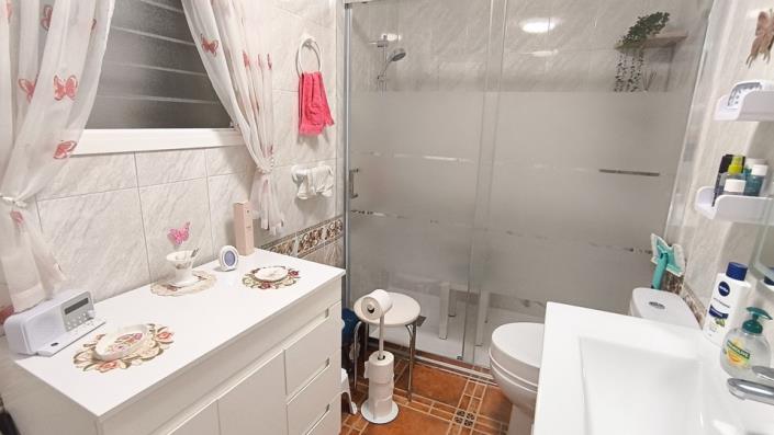 Image No.9-3 Bed Bungalow for sale