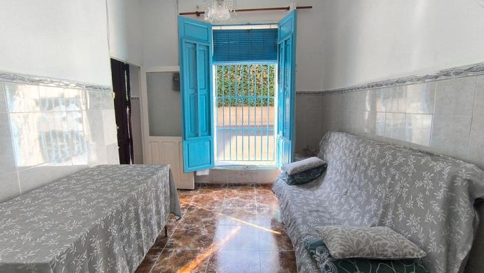 Image No.5-5 Bed Townhouse for sale