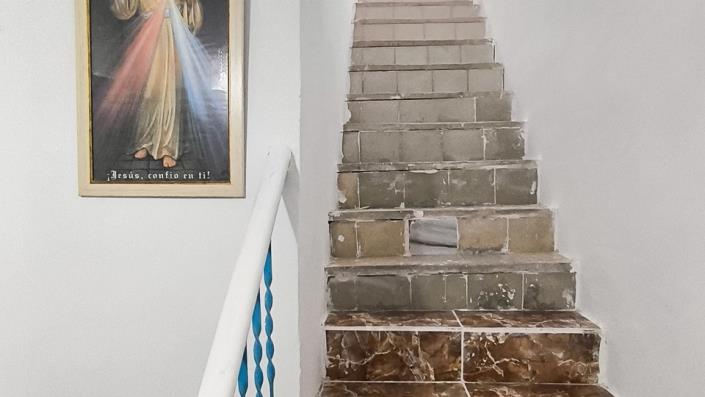 Image No.14-5 Bed Townhouse for sale