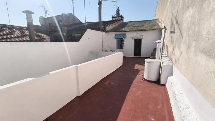 Image No.24-5 Bed Townhouse for sale