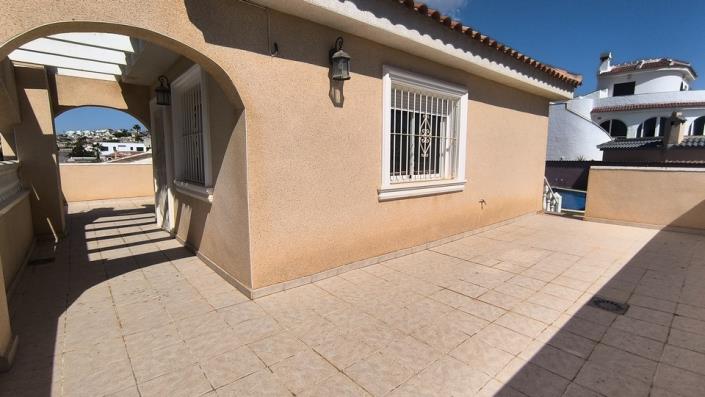 Image No.20-7 Bed Villa / Detached for sale