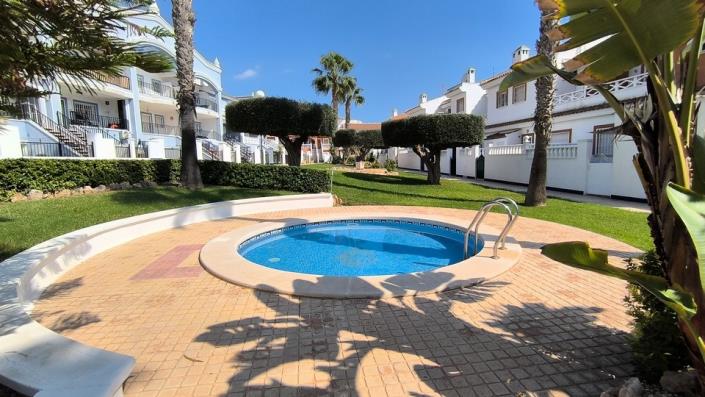 Image No.32-3 Bed Townhouse for sale