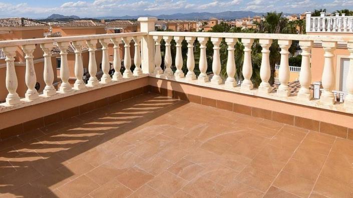 Image No.17-3 Bed Villa / Detached for sale