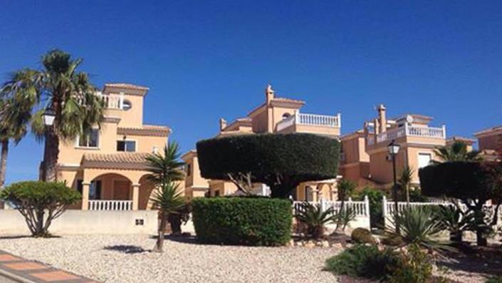 Image No.28-3 Bed Villa / Detached for sale