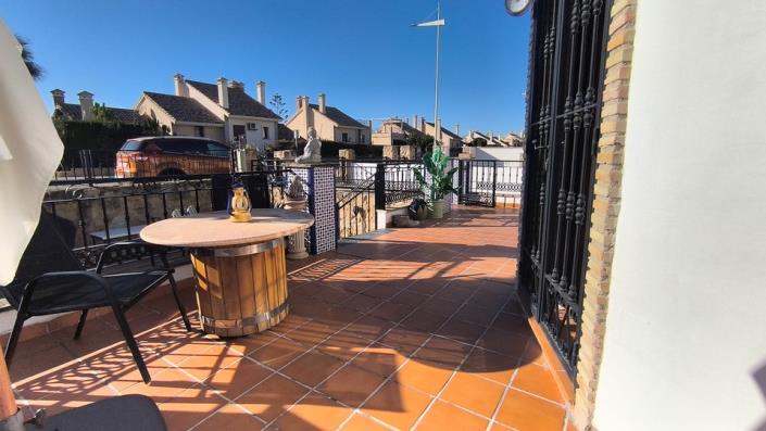 Image No.34-3 Bed Villa / Detached for sale