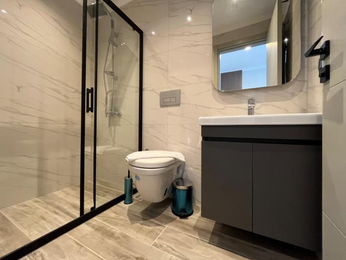 Image No.21-2 Bed Apartment for sale