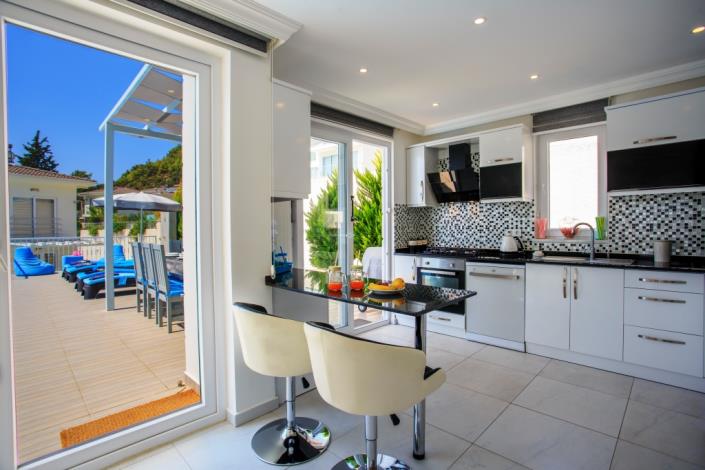 Image No.11-4 Bed Villa for sale