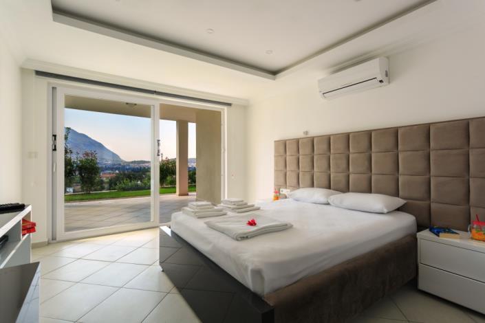 Image No.16-4 Bed Villa for sale