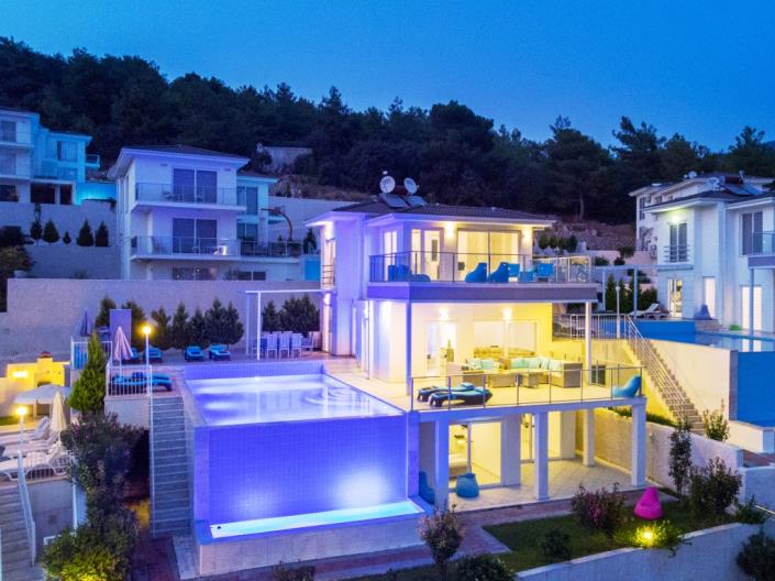 Image No.25-4 Bed Villa for sale