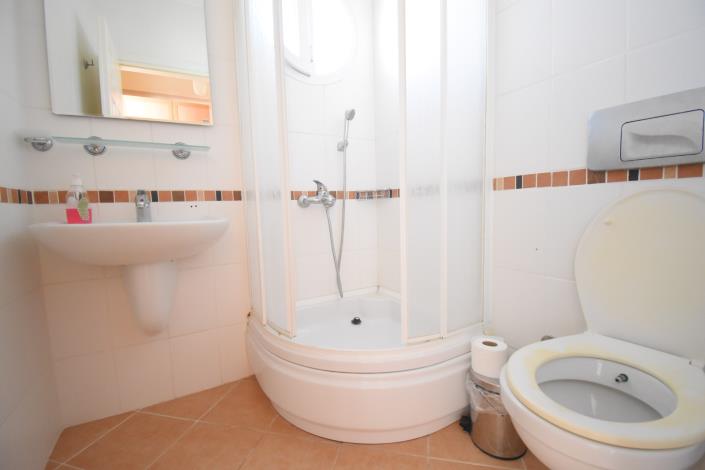 Image No.15-3 Bed Semi-Detached for sale