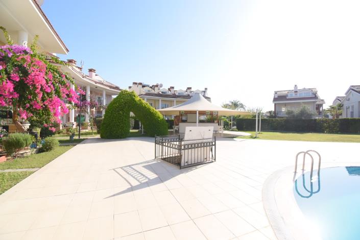 Image No.19-3 Bed Semi-Detached for sale