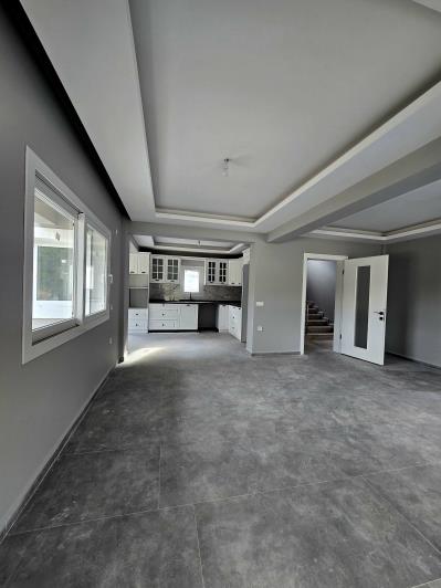 Image No.6-6 Bed Villa for sale