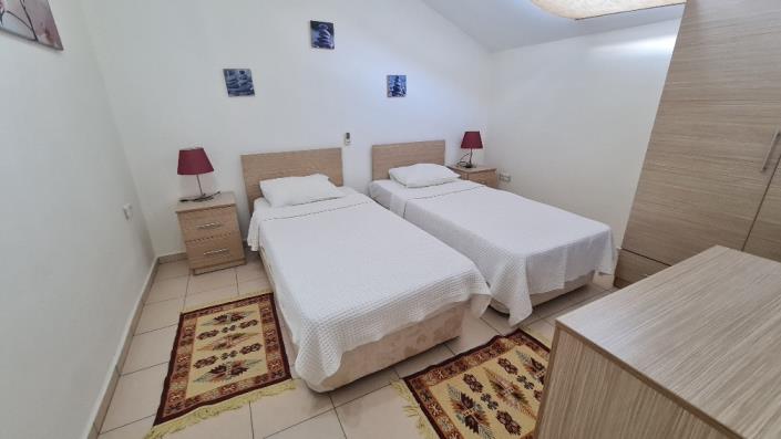 Image No.12-3 Bed Apartment for sale