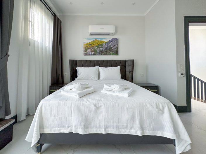 Image No.9-4 Bed Villa for sale