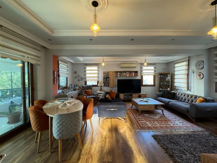 Image No.4-4 Bed Villa for sale