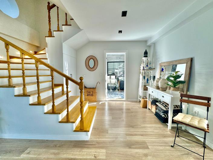 Image No.7-3 Bed Villa for sale