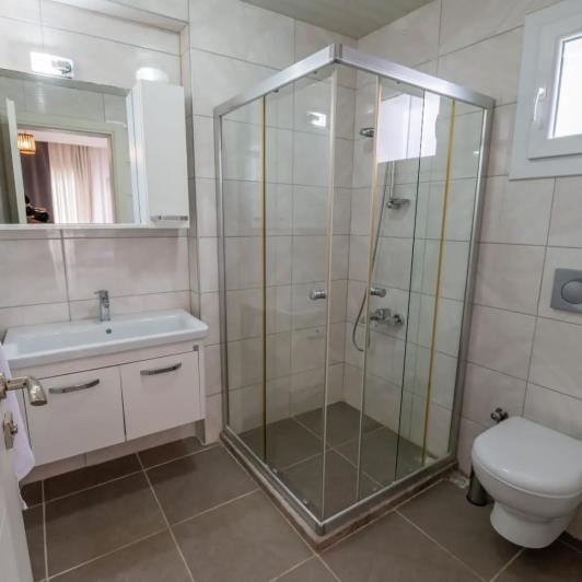 Image No.15-4 Bed Villa for sale