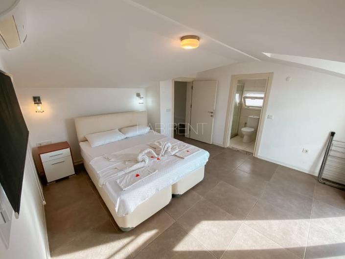 Image No.17-4 Bed Villa for sale