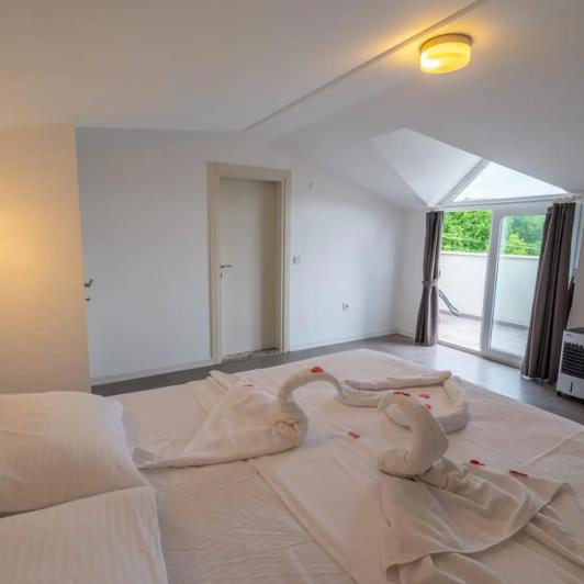 Image No.19-4 Bed Villa for sale