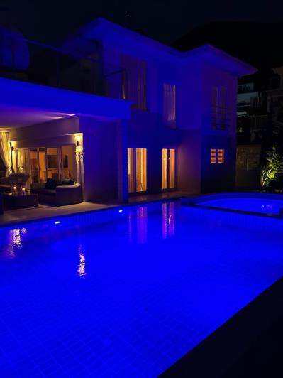 Image No.30-4 Bed Villa for sale