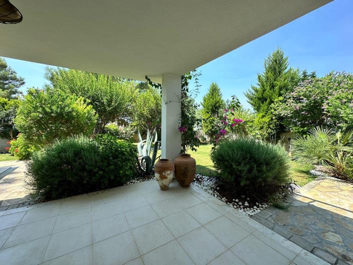 Image No.28-4 Bed Villa for sale