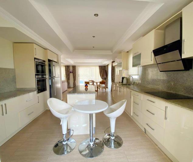 Image No.7-4 Bed Villa for sale