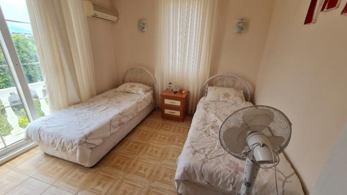 Image No.8-3 Bed Apartment for sale