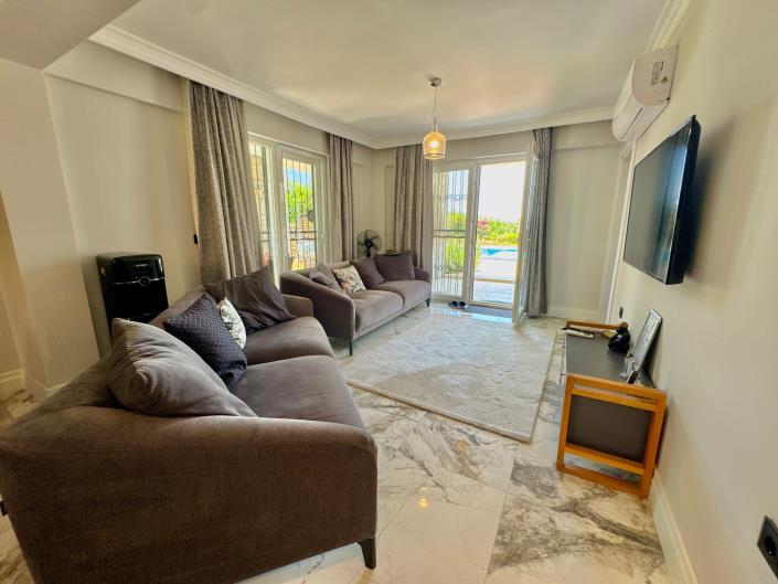 Image No.6-7 Bed Villa for sale