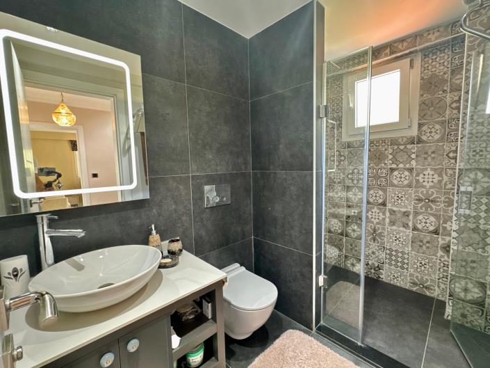 Image No.26-7 Bed Villa for sale