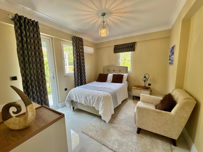 Image No.32-7 Bed Villa for sale